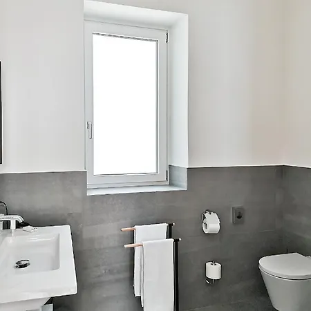 Palazzo Charlie Bed & Breakfast