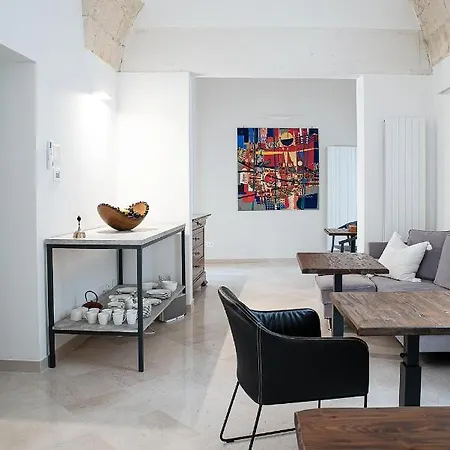Palazzo Charlie Bed & Breakfast